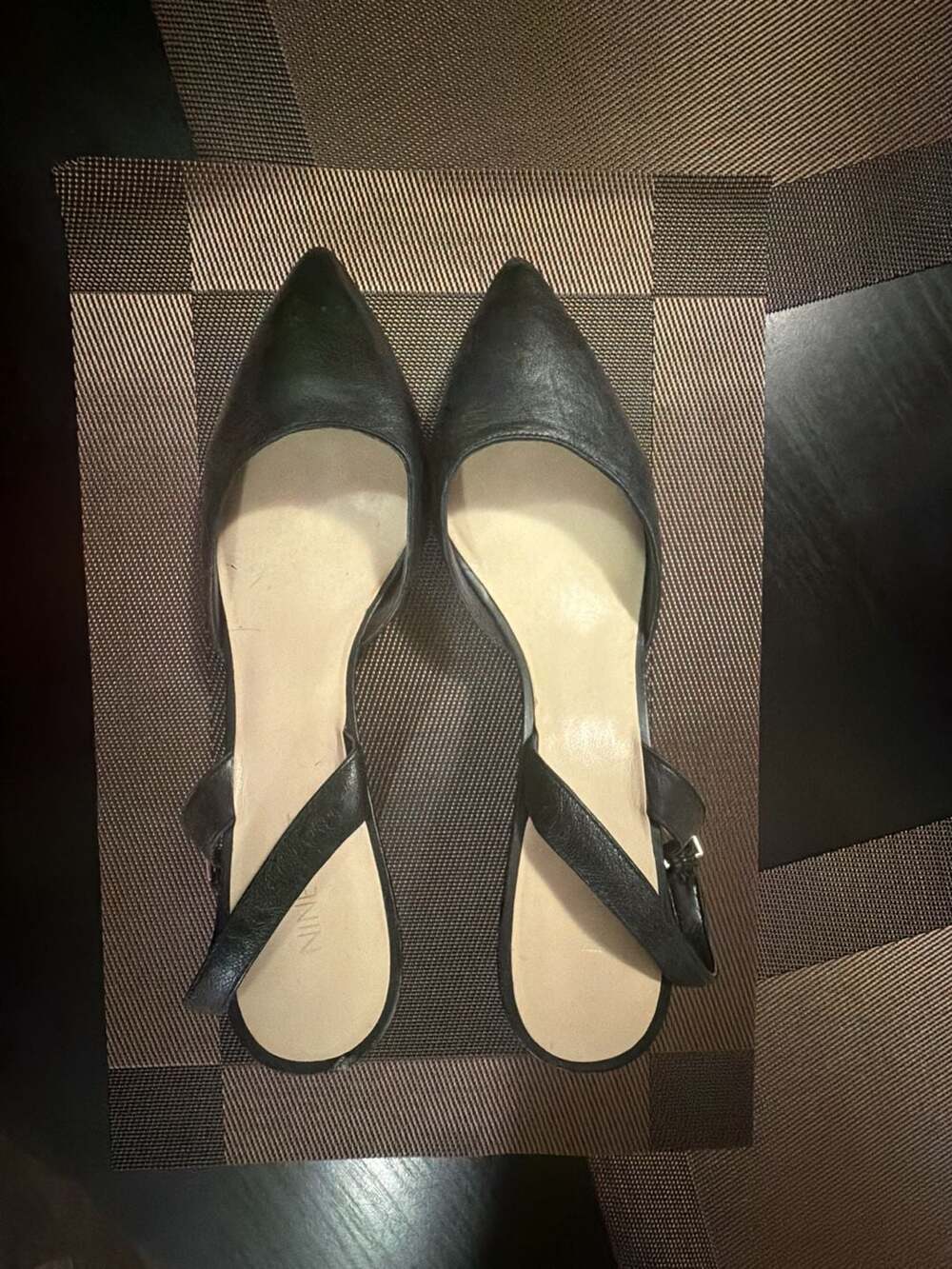 Nine West Black Pointed Toe Slingback Kitten Heels Size 11 M